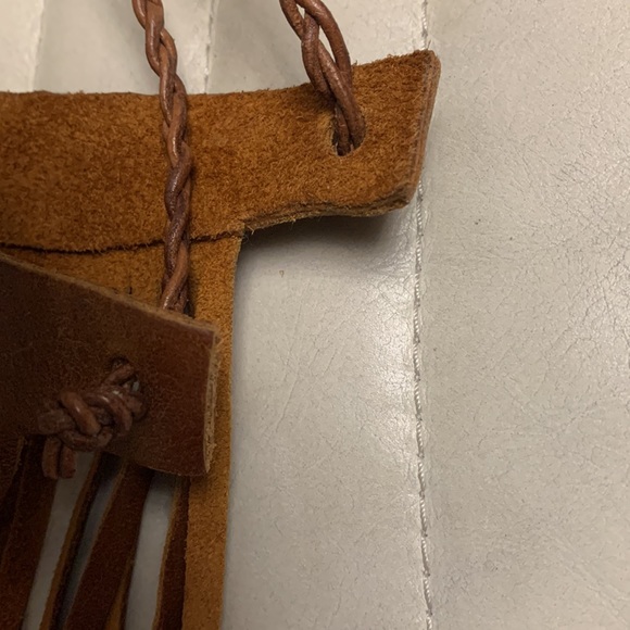 Handmade New Leather Choker with Pearls - Picture 12 of 13